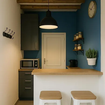 Havre De Paix Aux Champs-elysees *