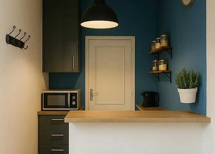 Havre De Paix Aux Champs-elysees *